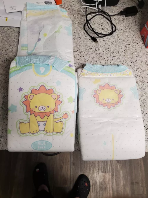 My Little Kings arrived!! Want to try them so bad but there's only two and I'm aftaid I'll love them. by Workandsleep