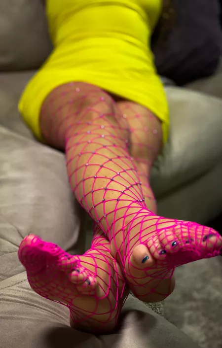 My little piggies love getting all dressed up. TGIF! (=^•^=) [f] by Kitty__Sprinkles