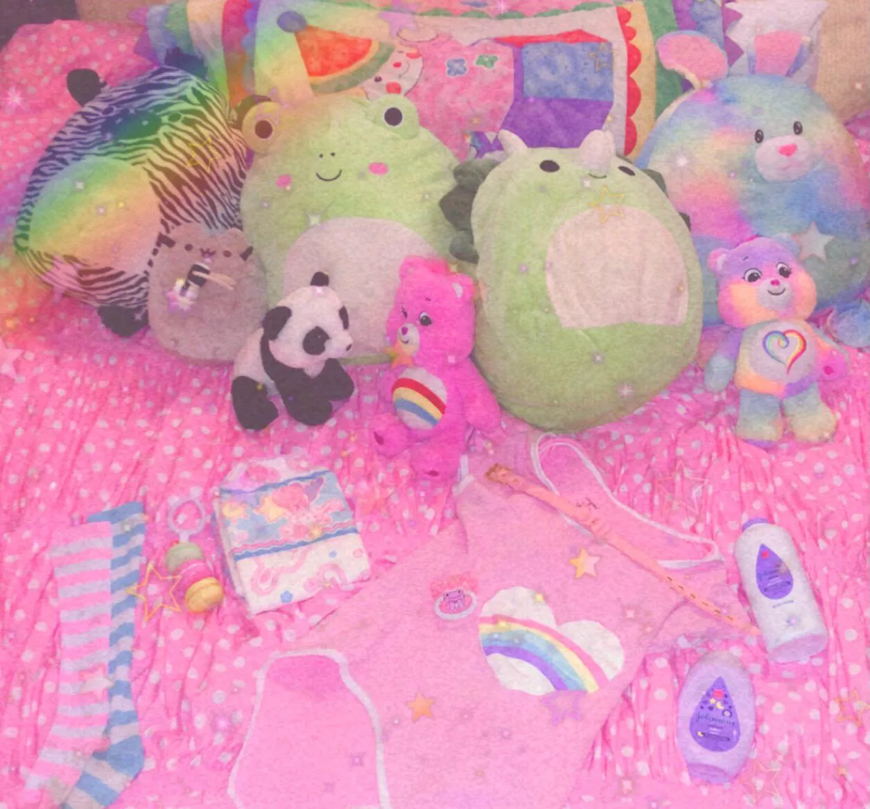 my little setup for movie night tonight :3 posted by bunbuns420