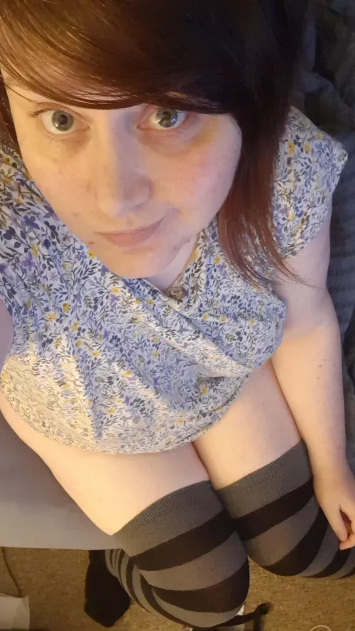 My long legs are cold, but thigh high socks keep them nice and toasty! (31[f] uk, 190cm/6'3) by the_giantlady