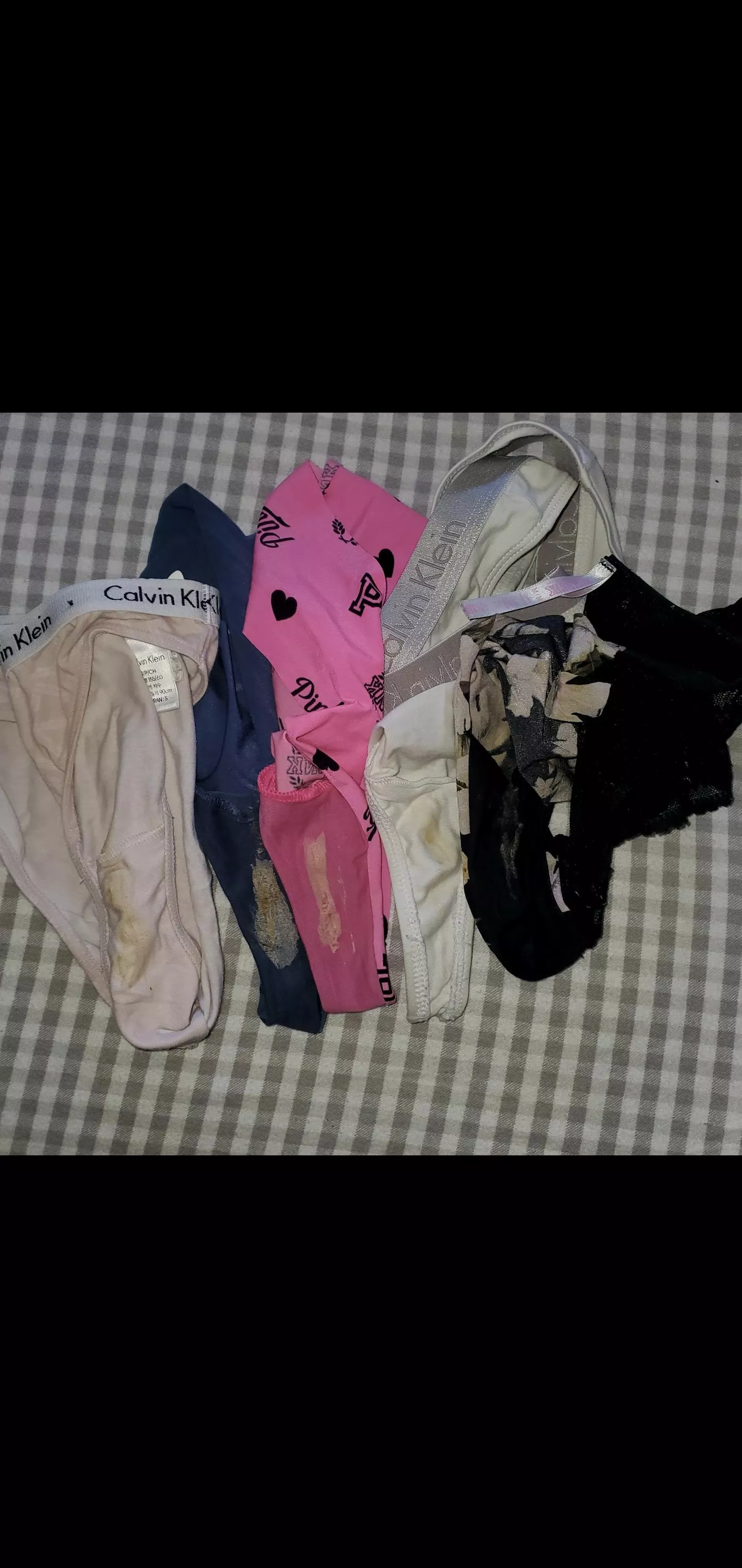 My messy little girl 🤤 posted by theemilfnextdoor