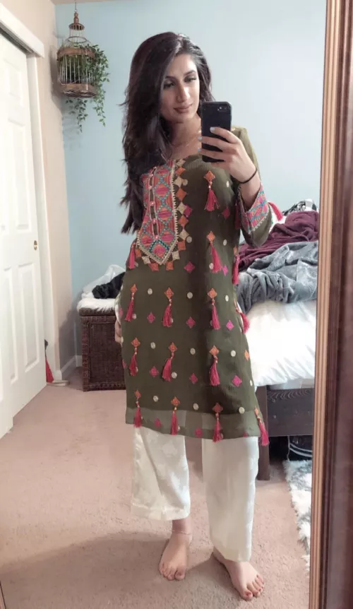 my milkshake brings all the brown boys to the yard 😏