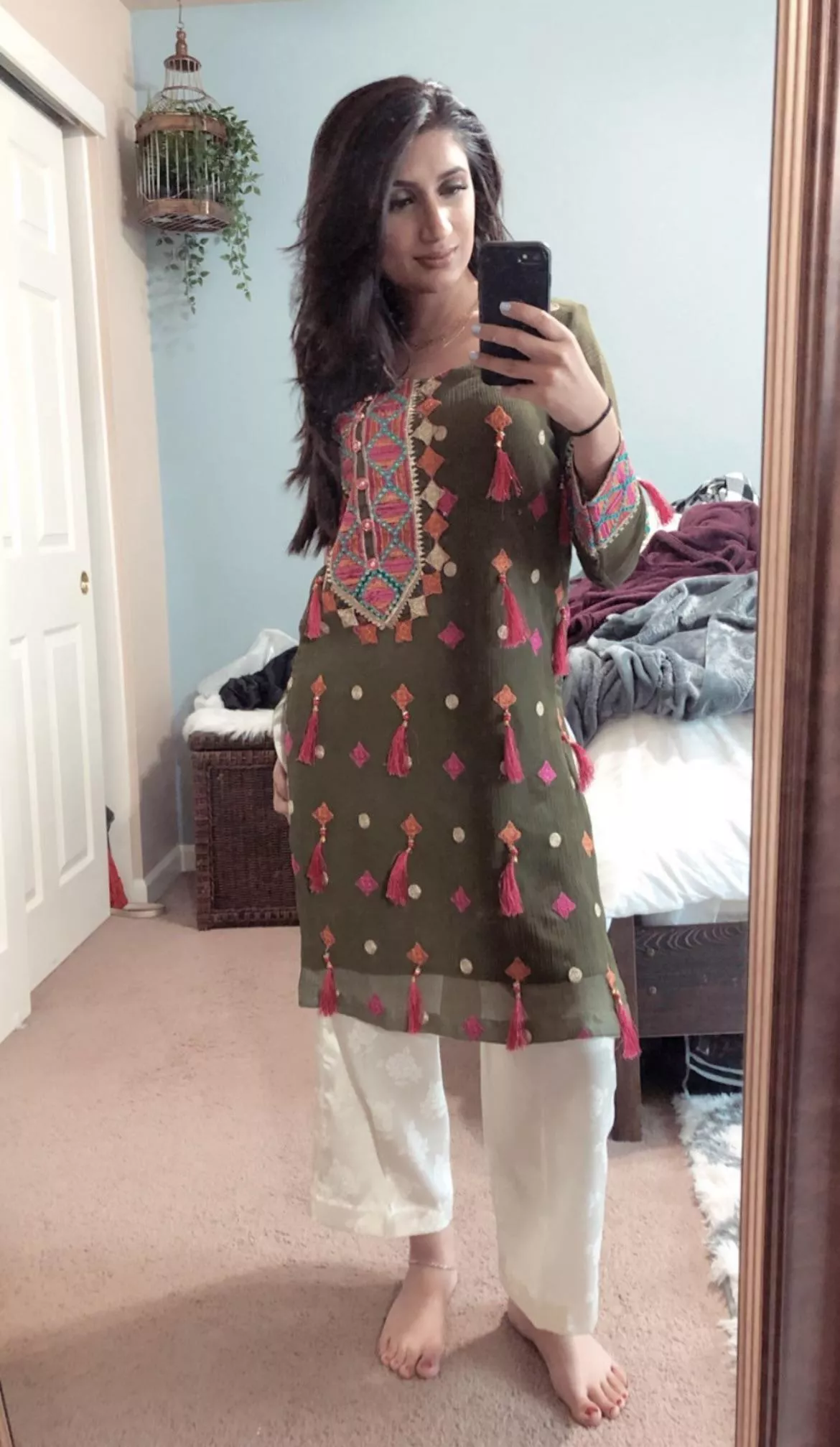 my milkshake brings all the brown boys to the yard 😏 posted by alizeyaktharrr