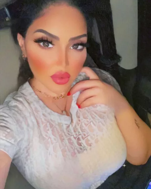 My mom i want a bull to cuck me by zrboon