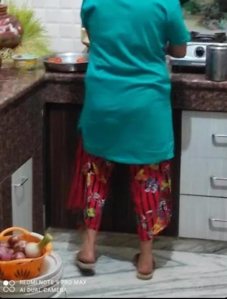 My mom is working like this in kitchen I want someone come and hold her from back press her ass, boobs fuck her in kitchen 🤤🤤 by Necessary_Fox7376