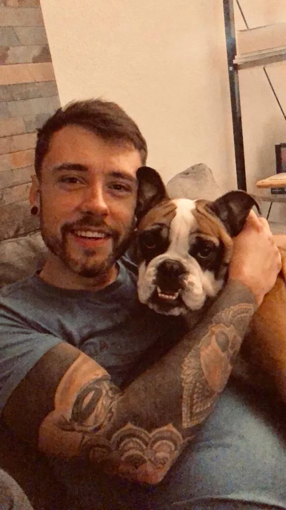 My mom said we have the same smile 🙂 posted by m0mo903