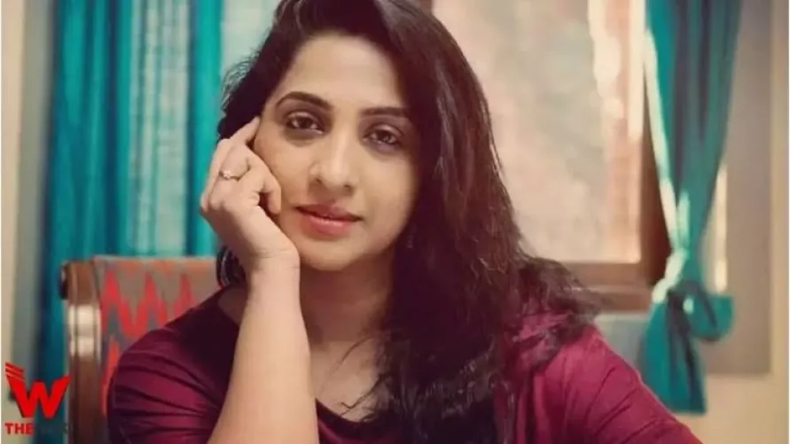 My mommy. I'm a cuck. Tell me wwyd with her ? by Heyrebaji2000