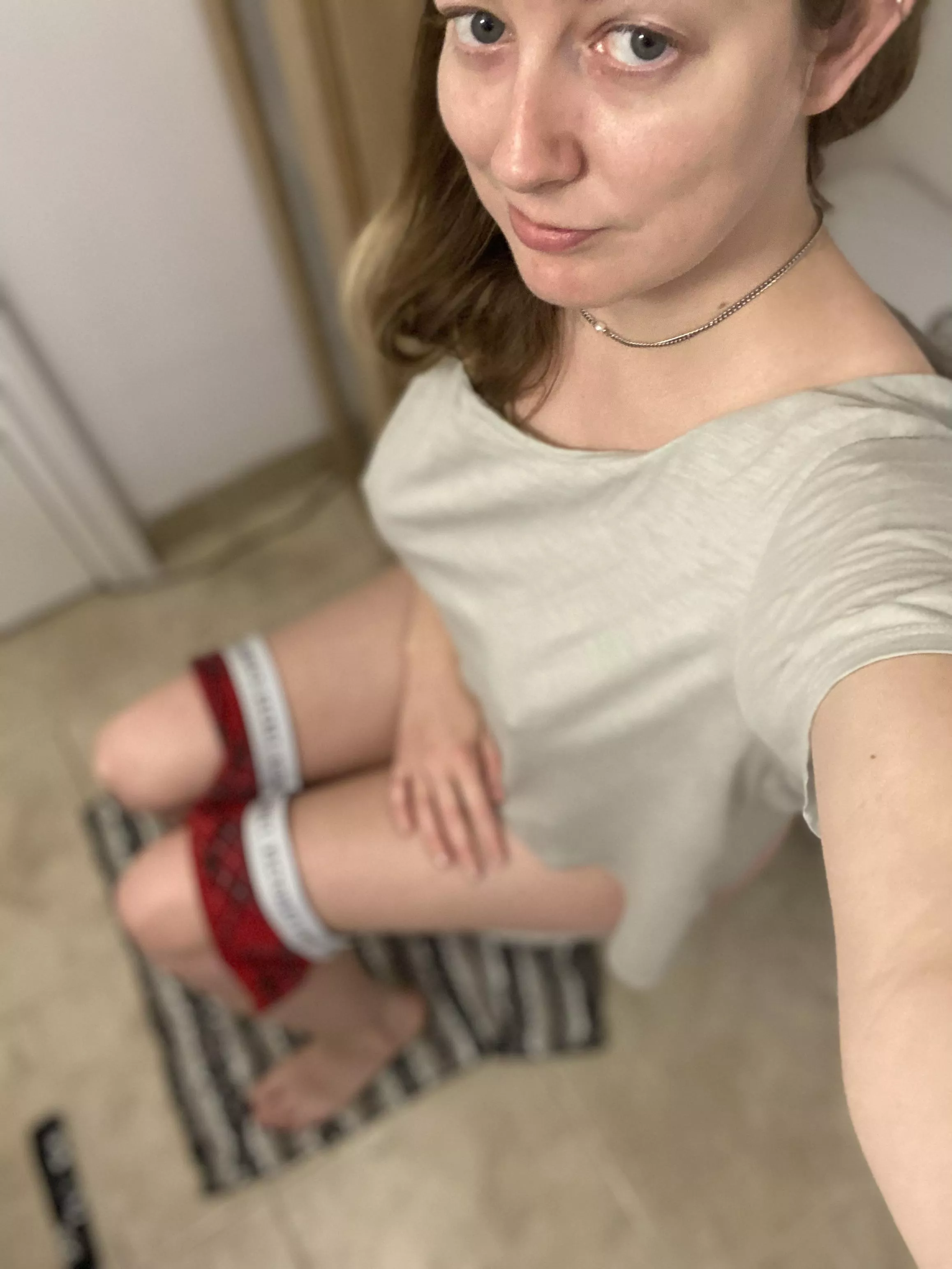 My morning pee 🌼 posted by Miss_Carpel