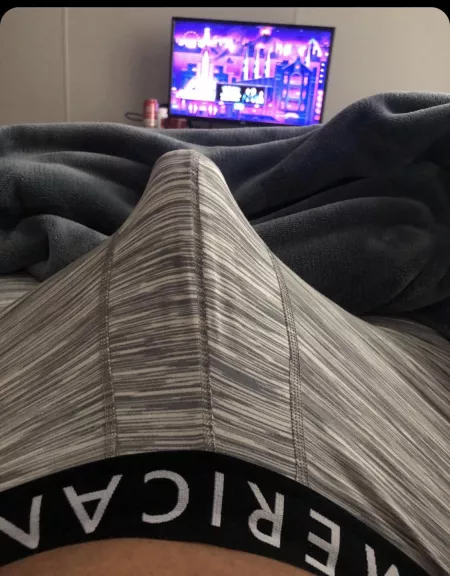 My morning wood needs to be sucked on by GreenGem400709