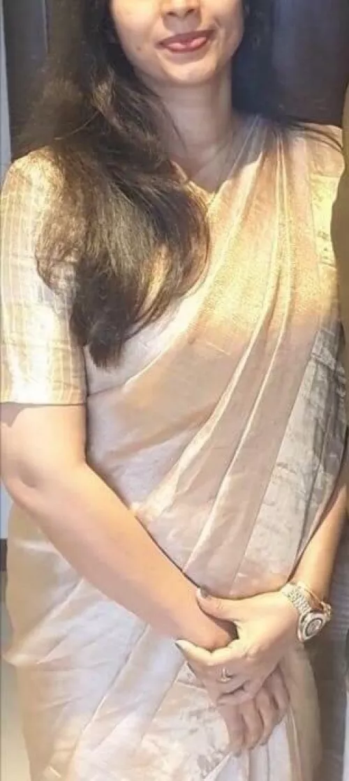 My mummy who is a teacher and is respected in society started wearing sluty and nasty panties suddenly😭.idk why...Dm by mumyslty