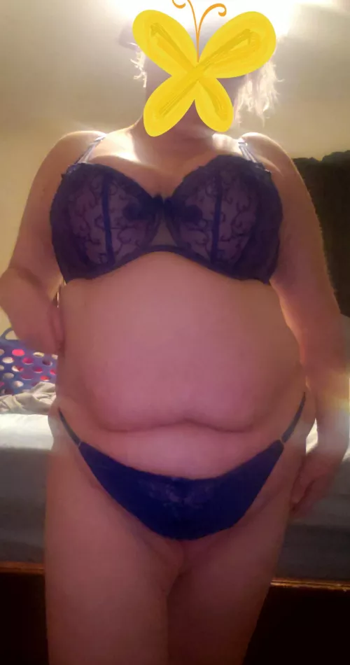 My new bra and pantie set. by feedmeseymore1