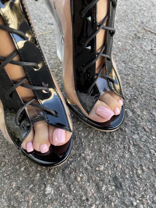 My new clear shoes 🥰😍😈 by missheels07