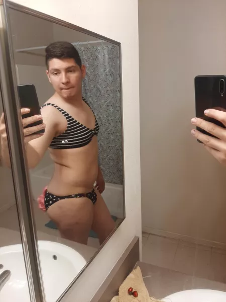 My new swim suit I know I'm chubby by Kyris1007