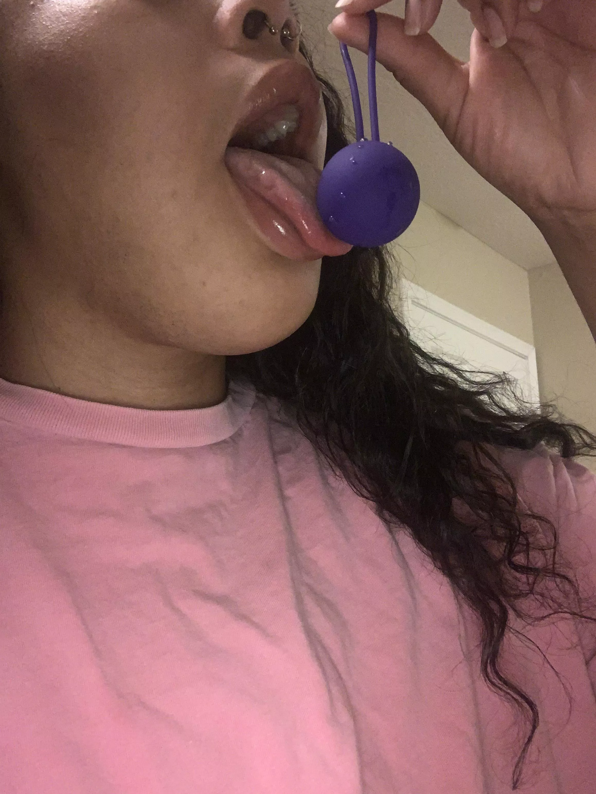 My new toy 👅 [24F] posted by Br0wn_Babe