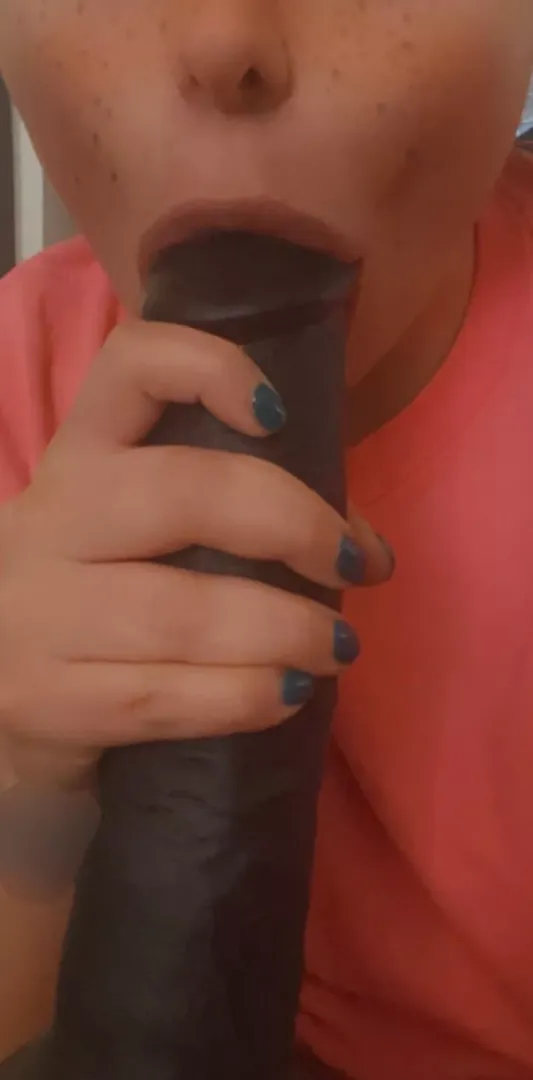 My new toy tastes delicious 🤤 posted by Sh0rtst4ck2020