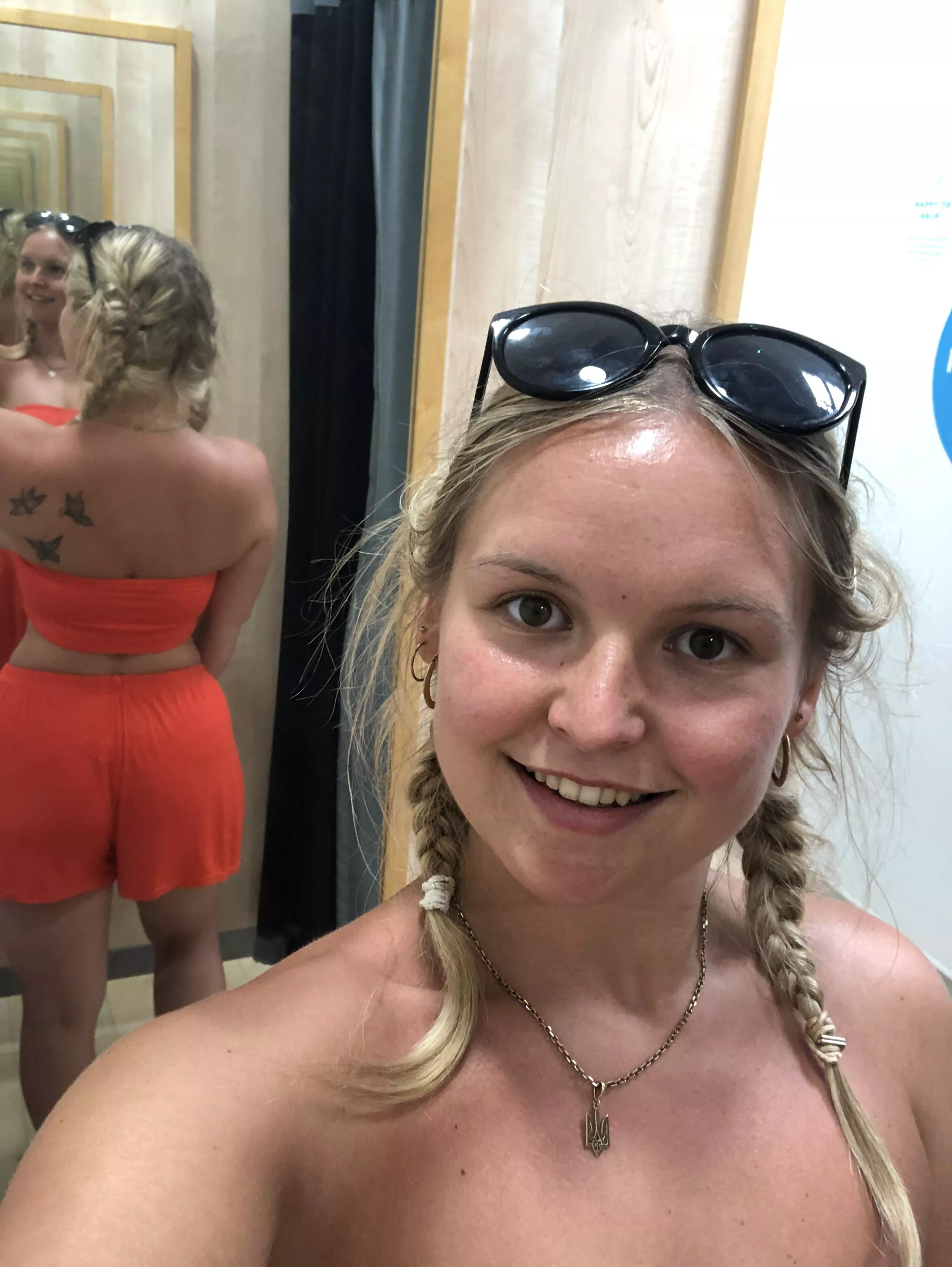 My newest summer outfit :) what do you think… posted by Lacey-xx