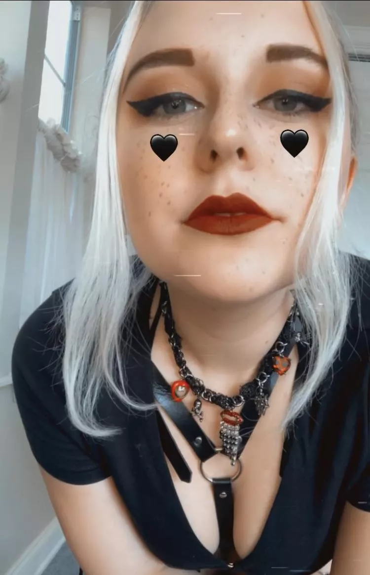 My OF is 50% off come have fun!! posted by NudeMoode