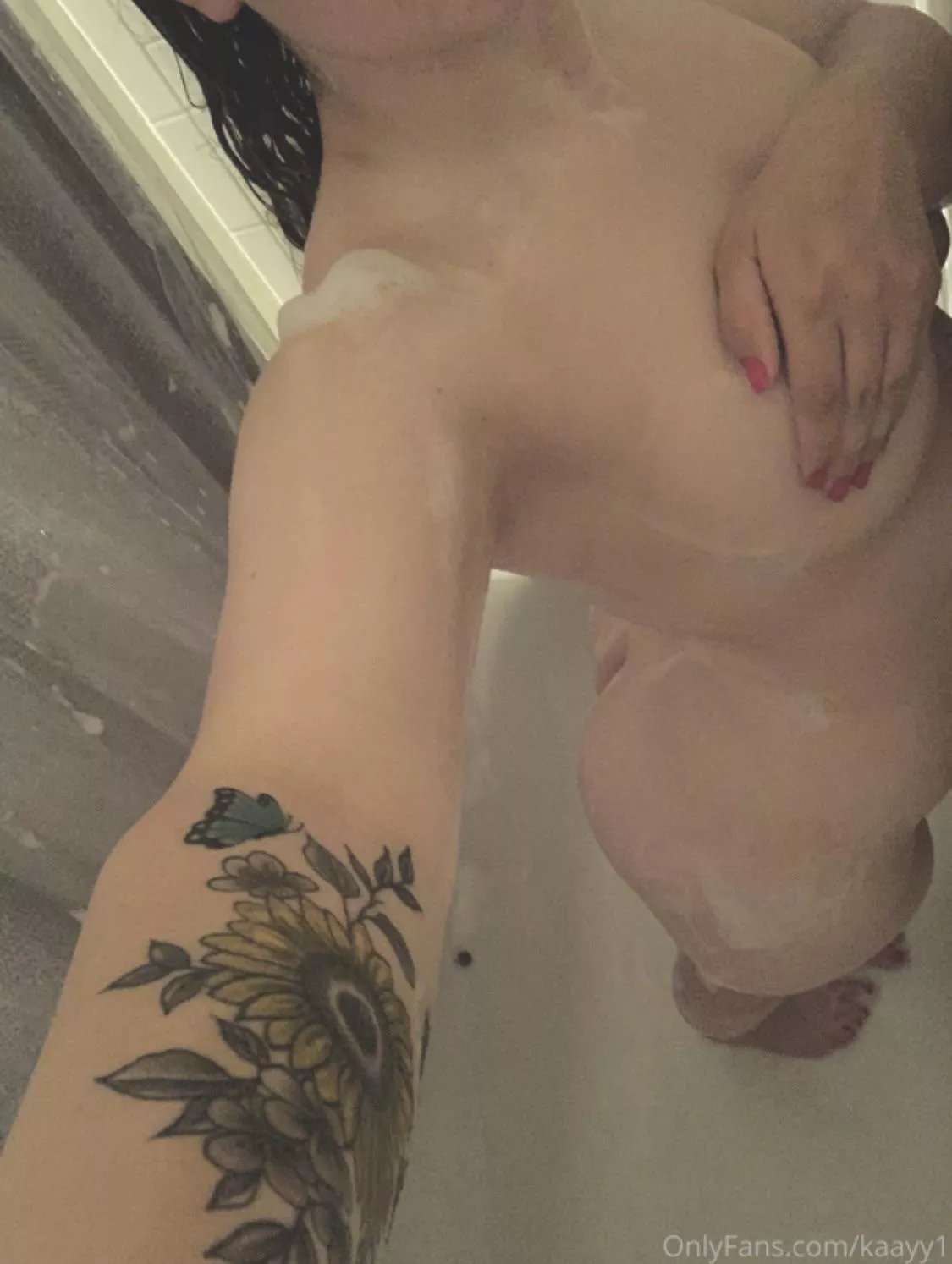 My OF is FREE trial for the day.. ya gonna take advantage of it?😘 posted by Special-General-4544