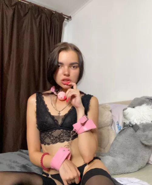 My old dream was to have sex on the rooftop in the rain, would you go for that?😇😈Link below 👇👇 by sohowklo