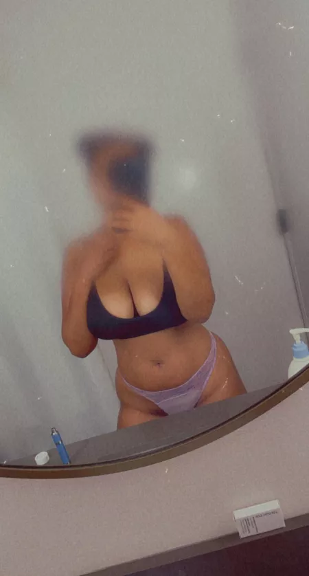 💦💦 MY ONLY FANS IS ON SALE right now ! Links on my profile 😈😈😈 by caramelnamedmarie23