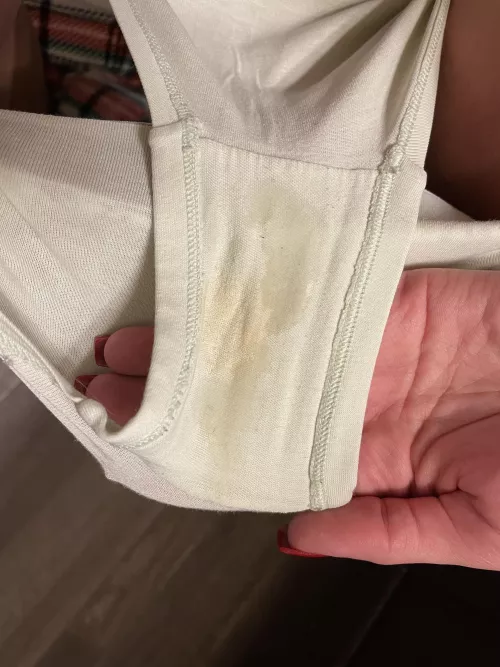 my ovulation pussy is always so wet! by alisonbabexo