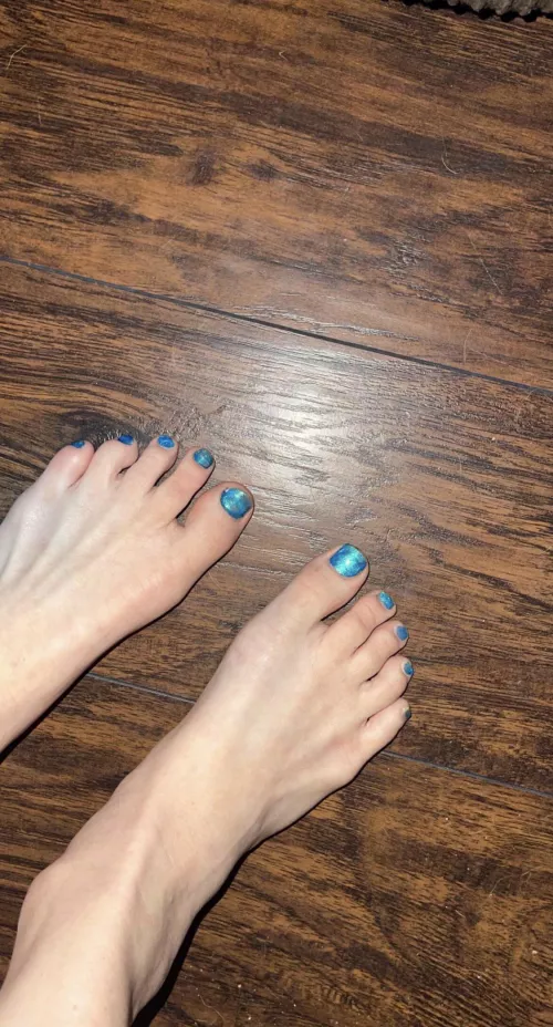 My perfect feet by ChloeLovesYou12