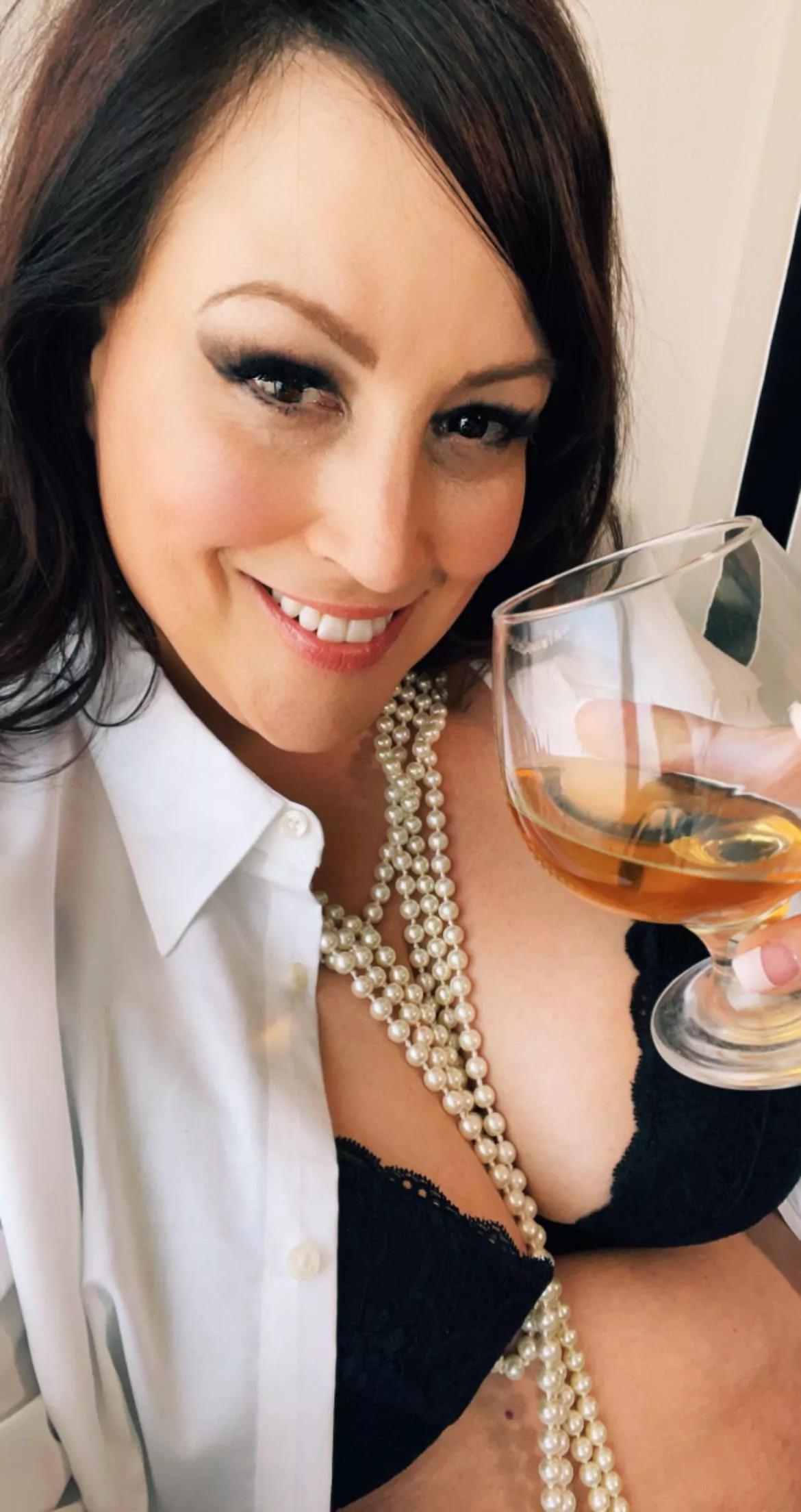 My pinup style involves some nice Glenlivet. posted by Menopausaljezebel