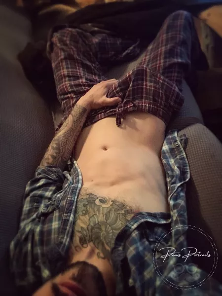 My pjs don’t hide this outline. by penisportraits