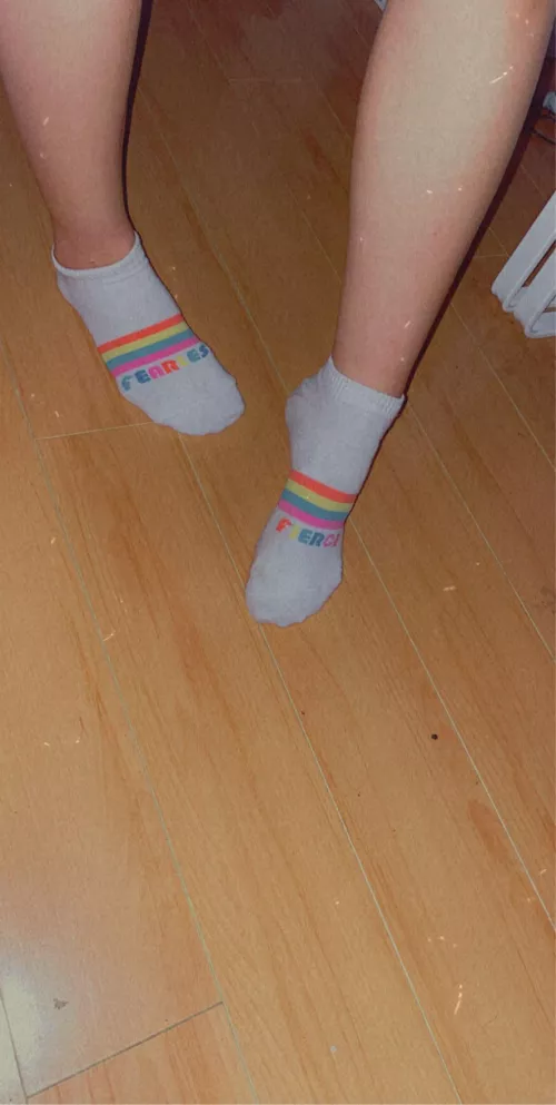 my pretty feet by princesslivvy33