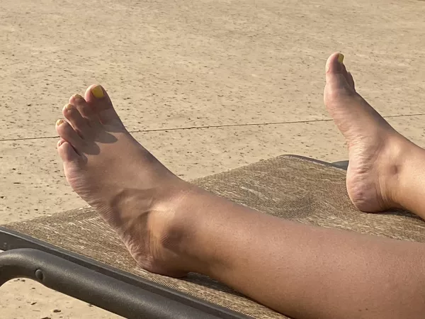My pretty feet catching some sun. by BarefootSunflower87