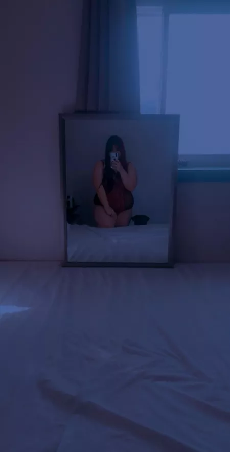 My puppy likes to be involved in shoots sometimes 🥺 by yourbabykatof