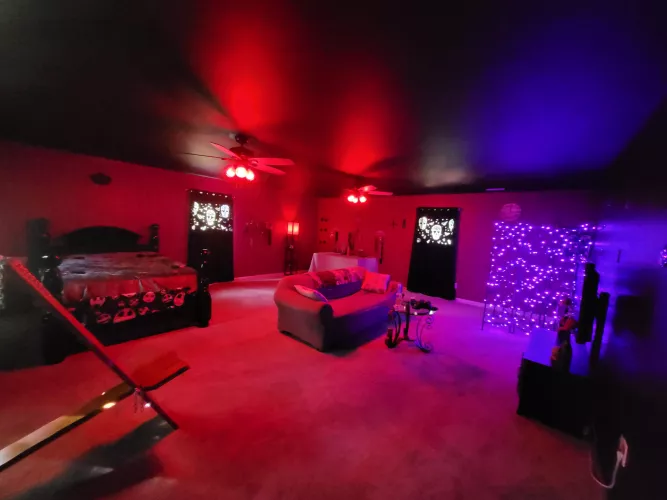 My Queen and I have finished our playground 😋😋 by Kinkystoner98