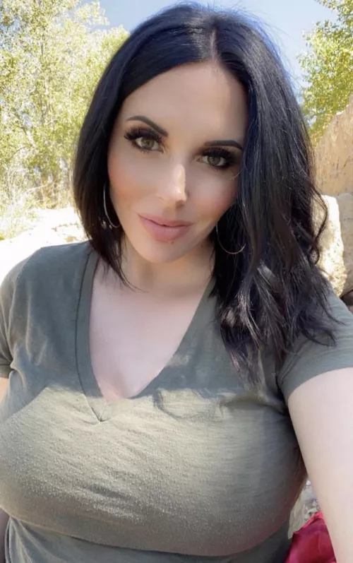 My sexy AF aunt. She’s 35yo and a mom of 4. She’s currently pregnant again. WWYD? by UtahBull28