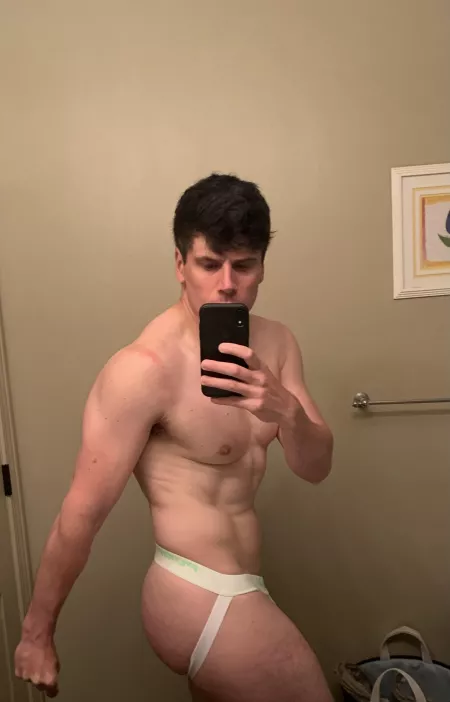 My side chest pose is my favorite pose by TronFoose