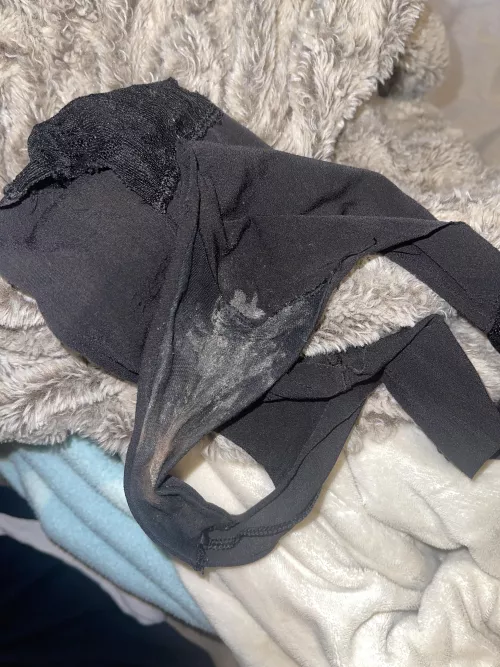 My sister left a mess in these. Still sticky and smell delicious. by King_JA333