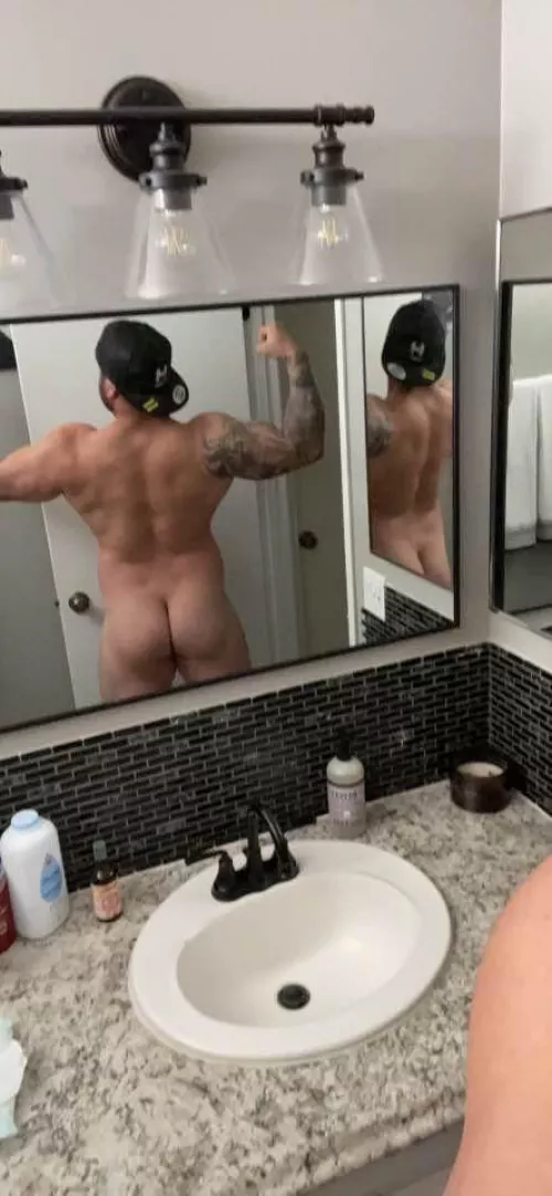 My squat ass by dimples90983