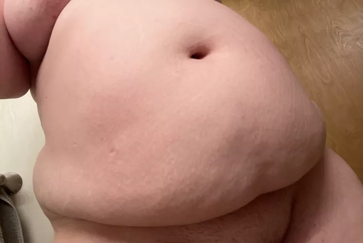 My stuffed gut from last night, I wish I had someone to buy me breakfast this morning to fill myself with again by throwmeawayanydayhoe