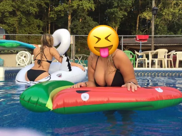 My thick wife and her friend 😌 by Joshmt20