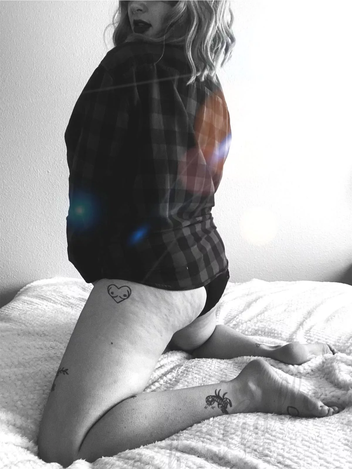 My thighs 😍 posted by delilahgallo1