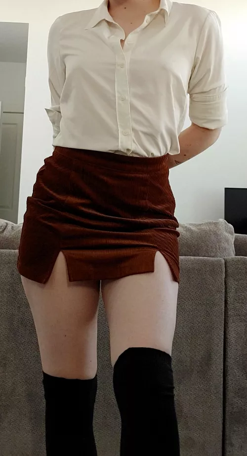 My thighs are kinda bursting out of this skirt and these socks 😂🖤 by bowiebe2