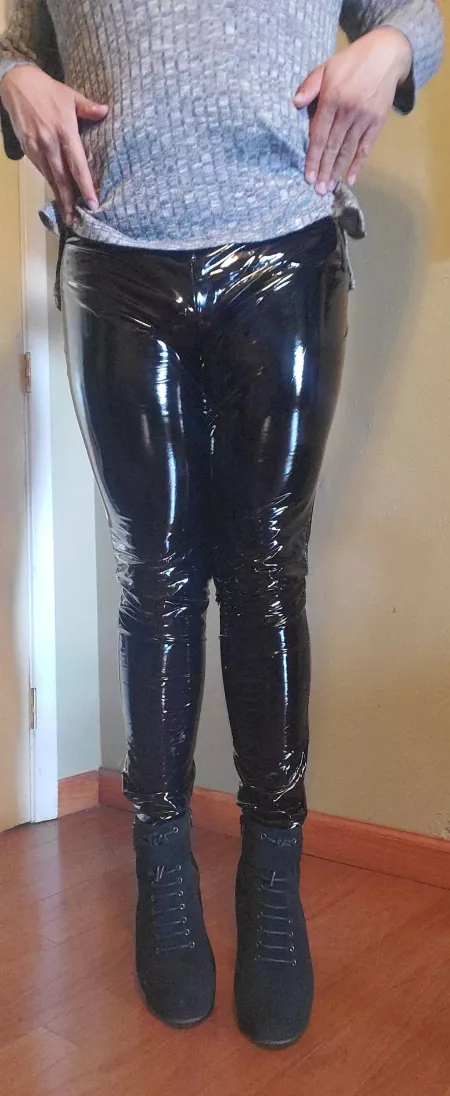 My tiny bulge 🥰 by Clarissa_CD