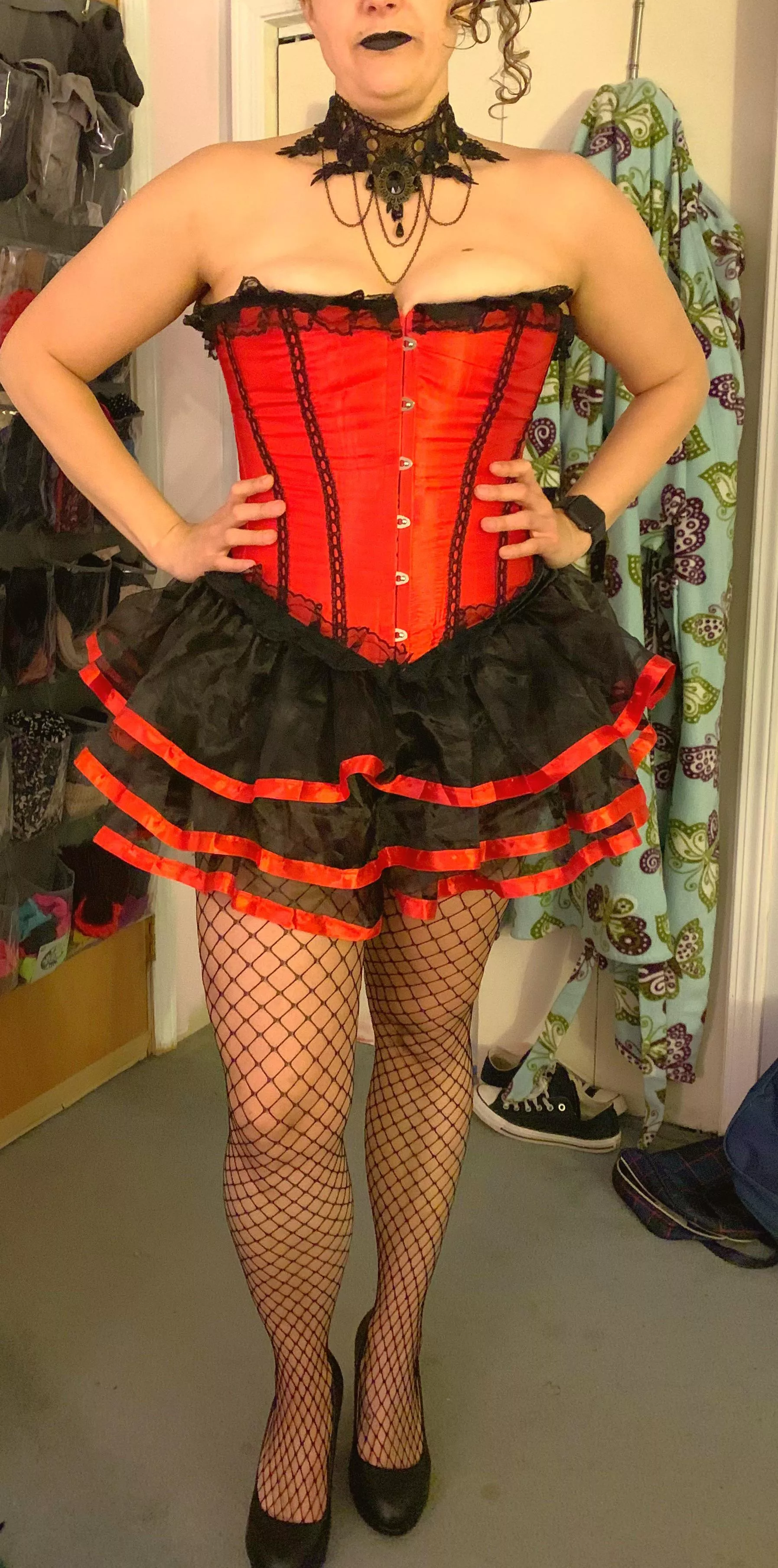 My Valentines outfit, with a gothic twist! [F 33] posted by Kmmc1976