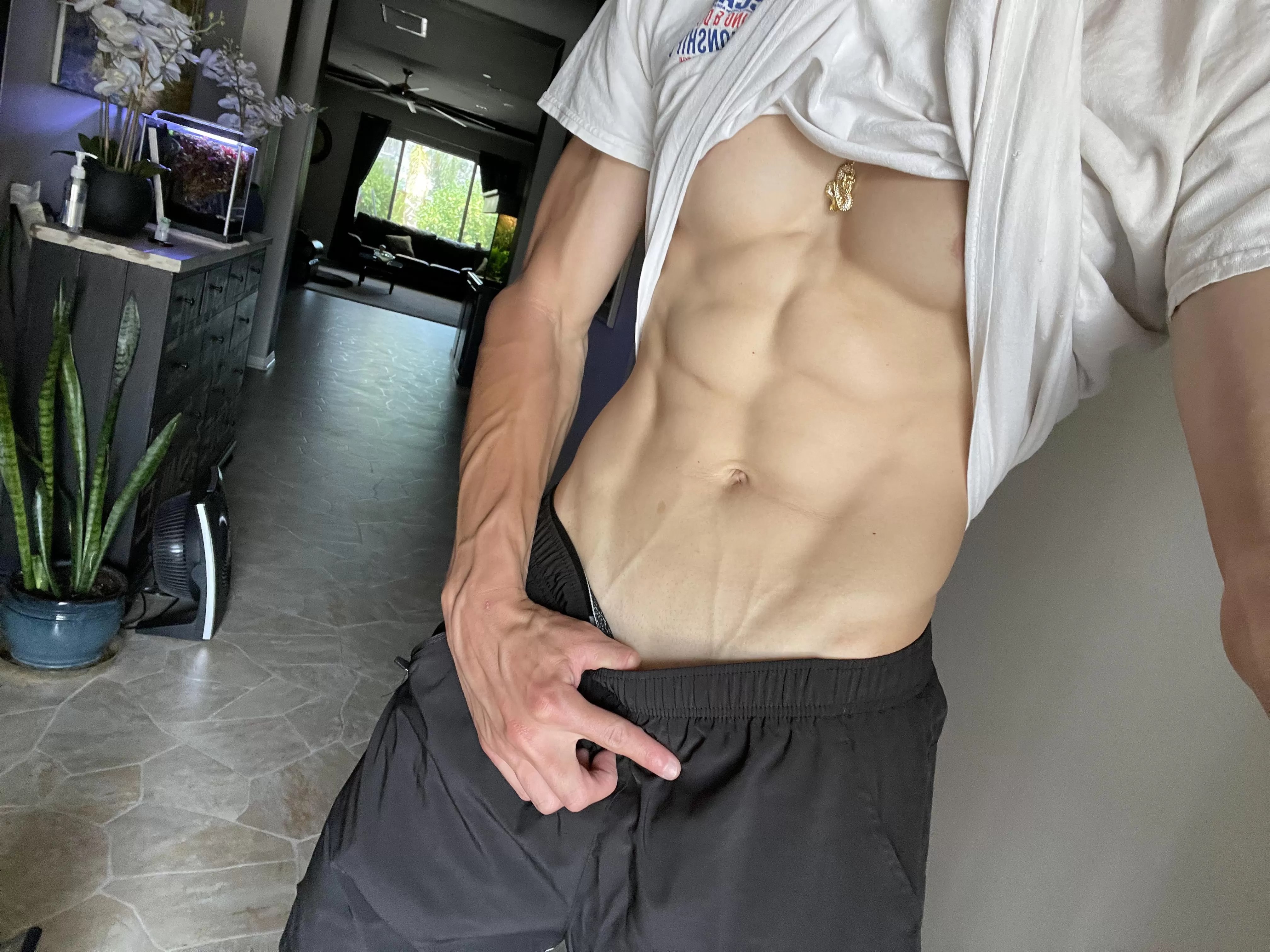 My veins run low 😉 posted by djvenomxx