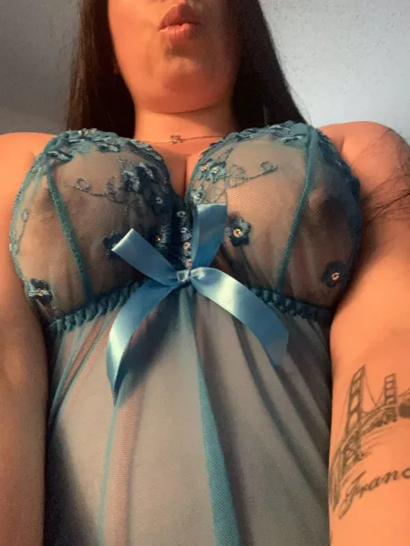 My very first post [image] by Away_Dinner_9123