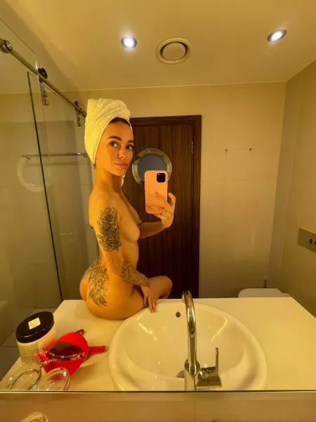 My weight is only 42 kg, can you fuck me while holding me? by jevoy6737