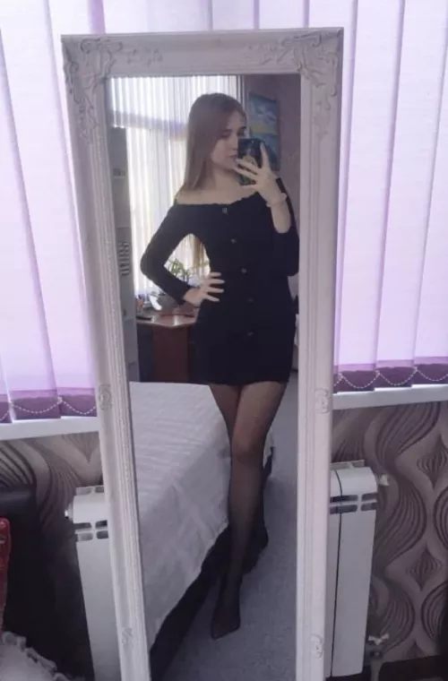 My wet and naughty pussy by damexes