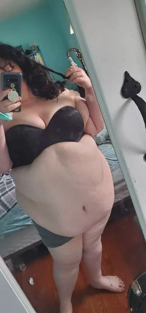 My wife doesn’t believe me that she should start modeling. What do you think? by Tummylover94