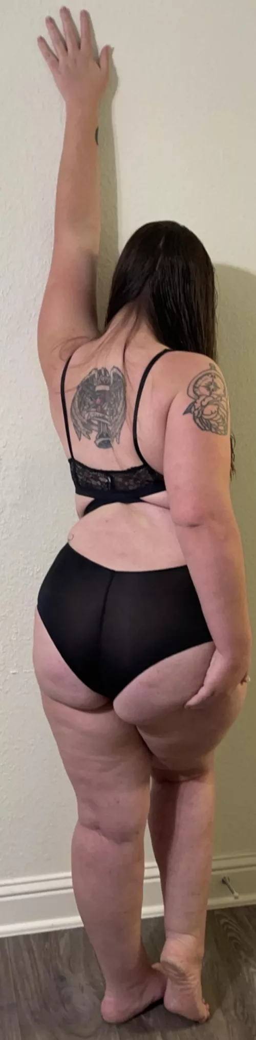 My wife is feeling naughty, wants to know who’s going to join? 😜 We’ll be at SeaWorld tomorrow by VinTra-0630