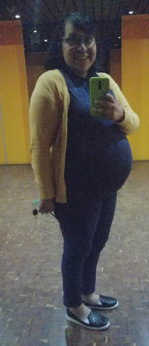 My wife was really happy with her belly, and more because she knows is a stranger's baby by Azrathol