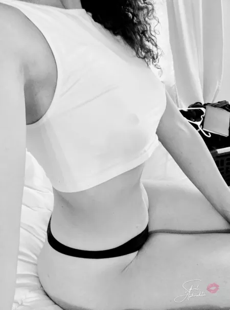 My wife’s body is so damn beautiful 😍❤️ by SecretAphrodite